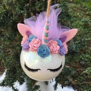 Start thinking Christmas! Custom Unicorn Ornaments